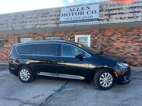 2018 Chrysler Pacifica for sale at Allen Motor Company in Eldon MO