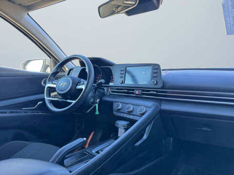 2022 Hyundai Elantra