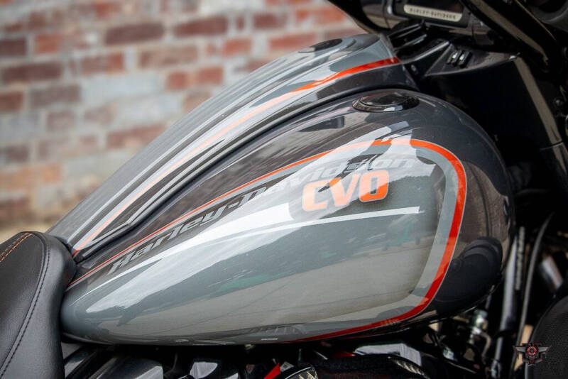 2018 Harley-Davidson CVO ST Glide