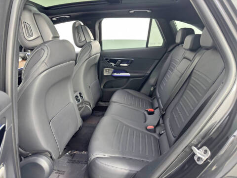 2025 Mercedes-Benz GLC GLC 300