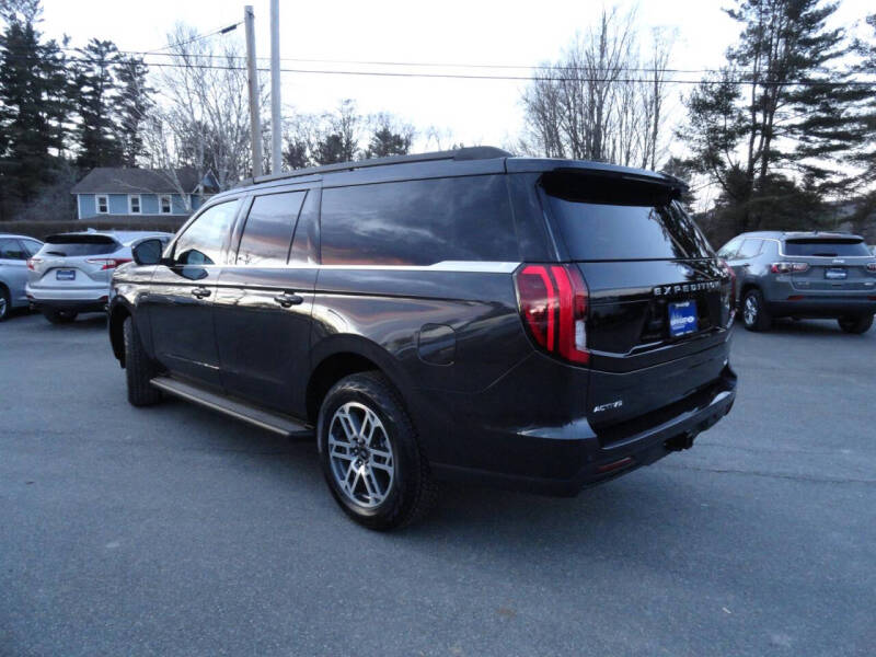 2026 Ford Expedition MAX Active