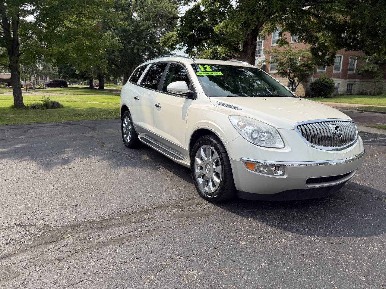 White 2012 Buick Enclave SUV / Crossover All-Wheel Drive 6-Speed Automatic