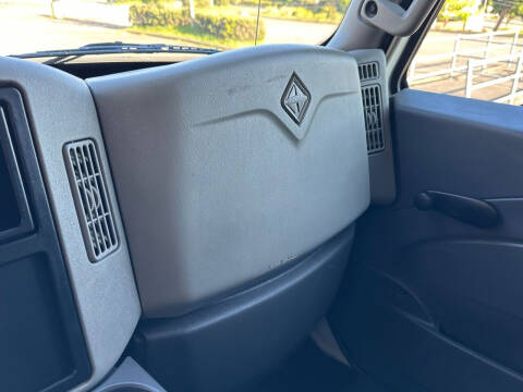 2017 International DuraStar 4300