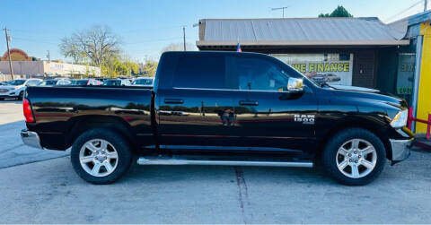 2019 RAM 1500 Classic SLT