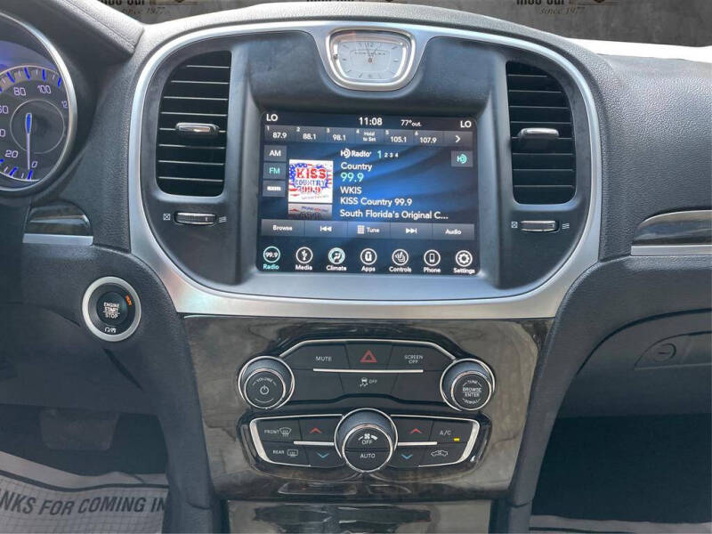 2018 Chrysler 300 Limited