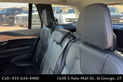 2023 Volvo XC90 B5 Plus Bright Theme