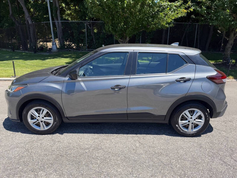 2023 Nissan Kicks S