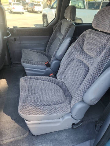 1998 Dodge Grand Caravan SE