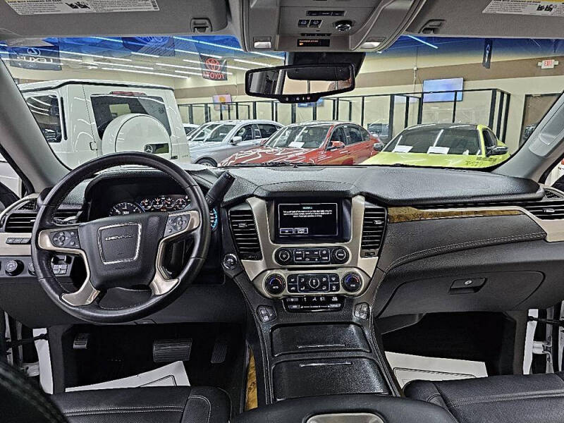 2017 GMC Yukon Denali