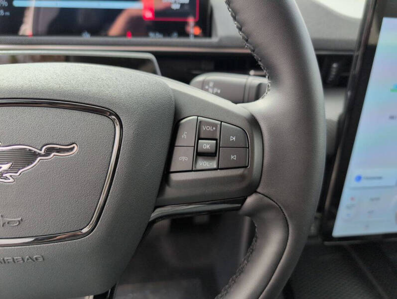 2025 Ford Mustang Mach-E Select