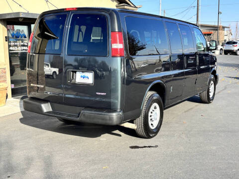 2017 Chevrolet Express LS 2500