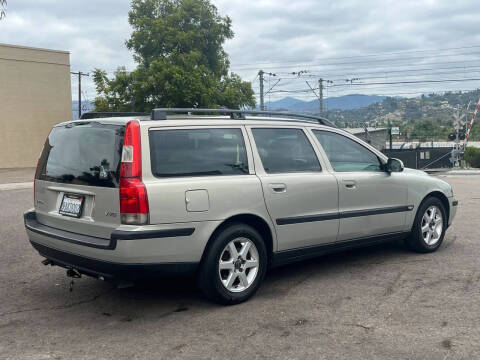 2001 Volvo V70 2.4M