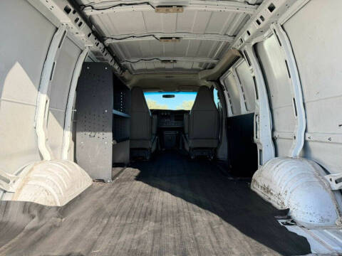 2017 Chevrolet Express 2500