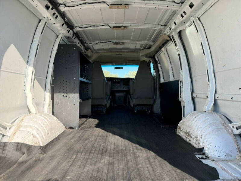 2017 Chevrolet Express 2500