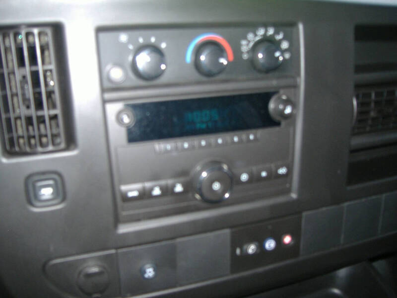 2011 Chevrolet Express LS 3500