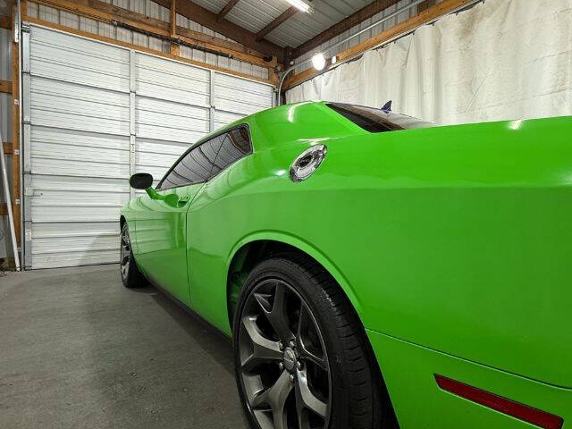 2016 Dodge Challenger SXT