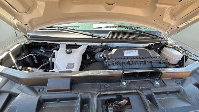 2024 Chevrolet Express 2500