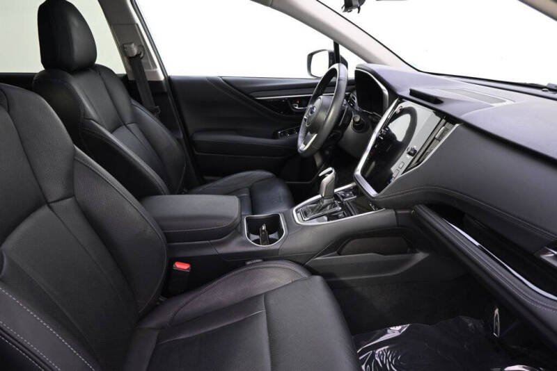 2023 Subaru Outback Touring XT