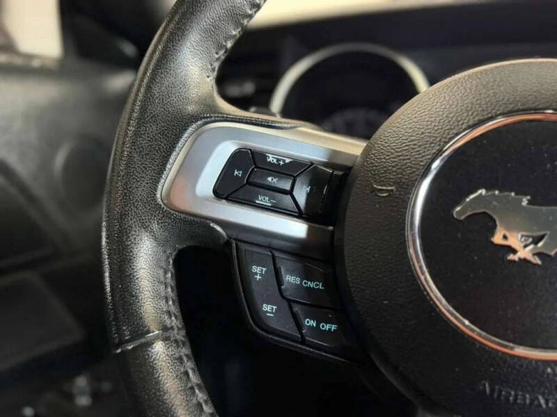 2020 Ford Mustang
