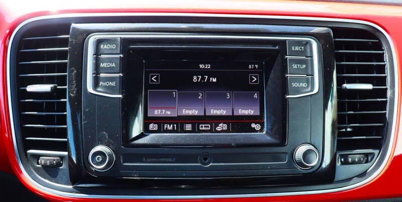 2018 Volkswagen Beetle Convertible 2.0T SE