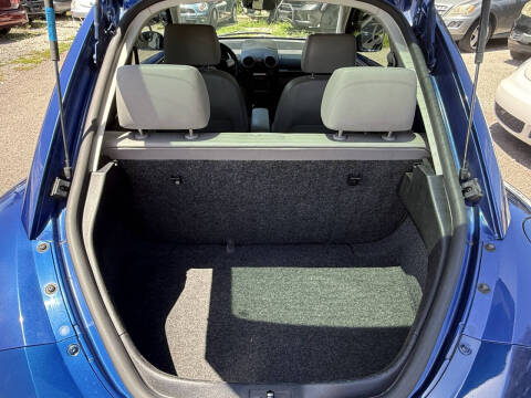 2008 Volkswagen New Beetle S