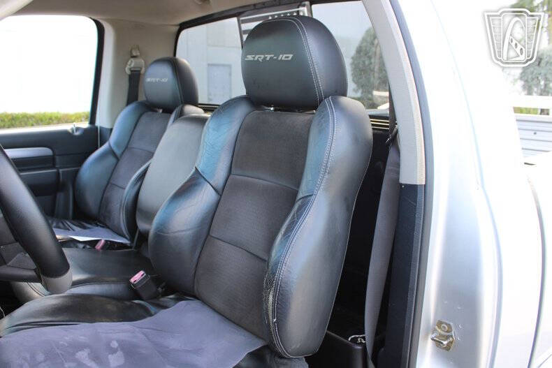 2005 Dodge Ram 1500 SRT-10