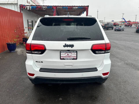 2020 Jeep Grand Cherokee Laredo