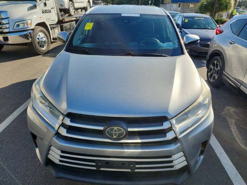 2018 Toyota Highlander LE