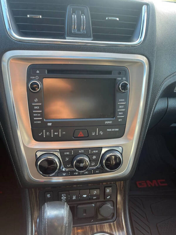 2015 GMC Acadia Denali