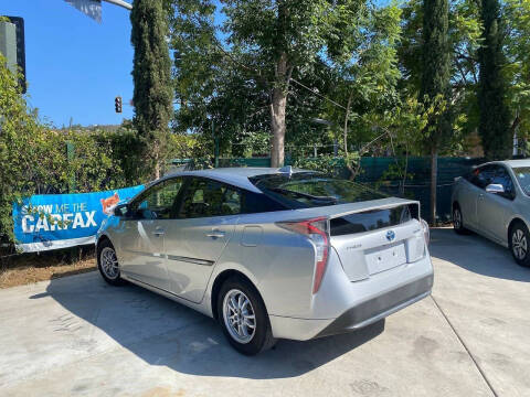 2016 Toyota Prius Two