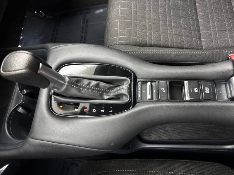 2023 Honda HR-V LX