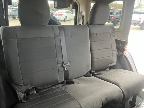 2012 Jeep Wrangler Unlimited Sahara