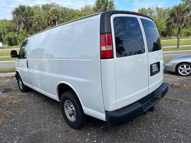 2011 Chevrolet Express 2500
