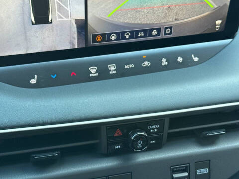 2026 Nissan LEAF Platinum+