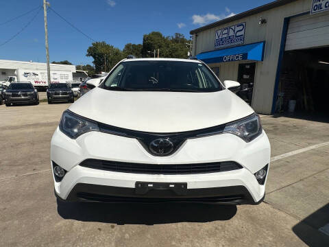2017 Toyota RAV4 XLE