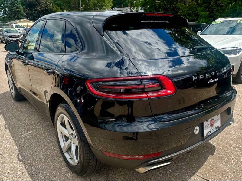 2017 Porsche Macan