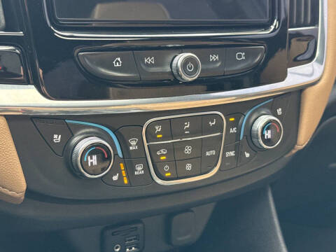 2023 Chevrolet Traverse Premier