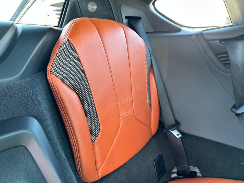 2019 BMW i8