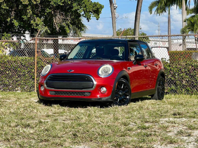 2016 MINI Hardtop 4 Door Cooper