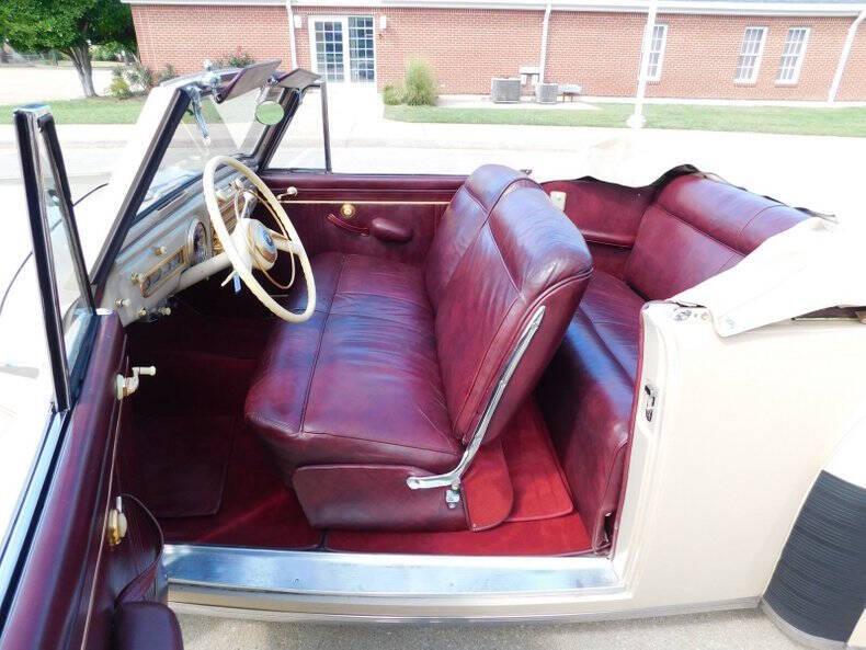 1942 Lincoln Continental