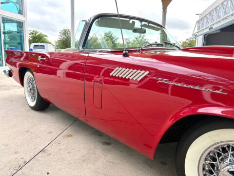 1957 Ford Thunderbird