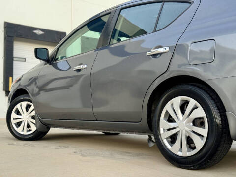 2019 Nissan Versa SV