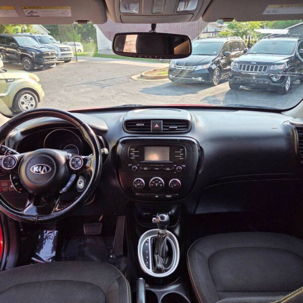 2016 Kia Soul +