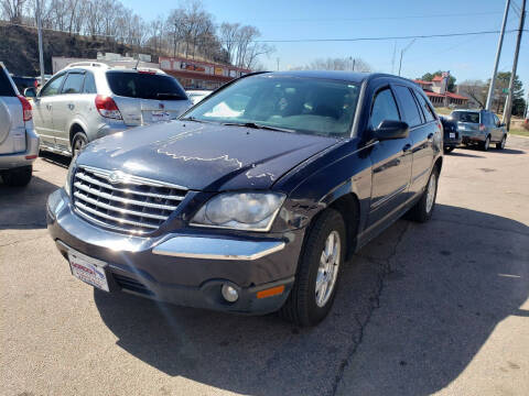 2005 Chrysler Pacifica for sale at Gordon Auto Sales LLC in Sioux City IA