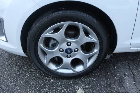 2011 Ford Fiesta SES