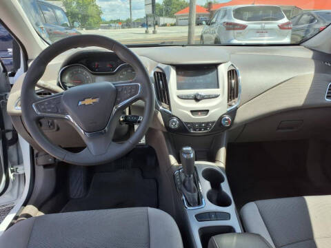 2017 Chevrolet Cruze LS Auto