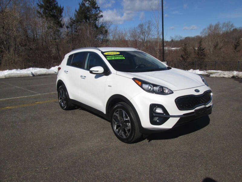 2020 Kia Sportage for sale at Tri Town Truck Sales LLC in Watertown CT