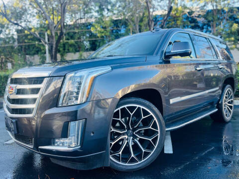 2017 Cadillac Escalade Luxury