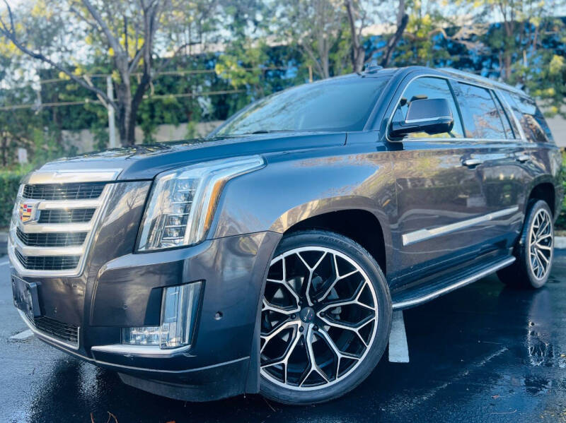 2017 Cadillac Escalade Luxury