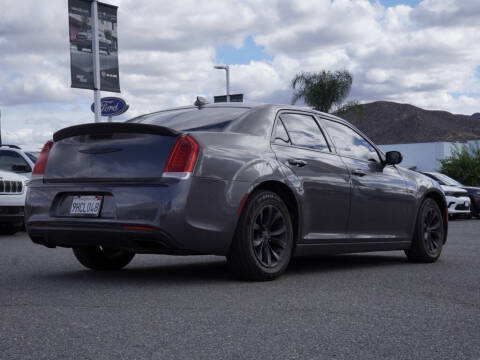 2023 Chrysler 300 Touring